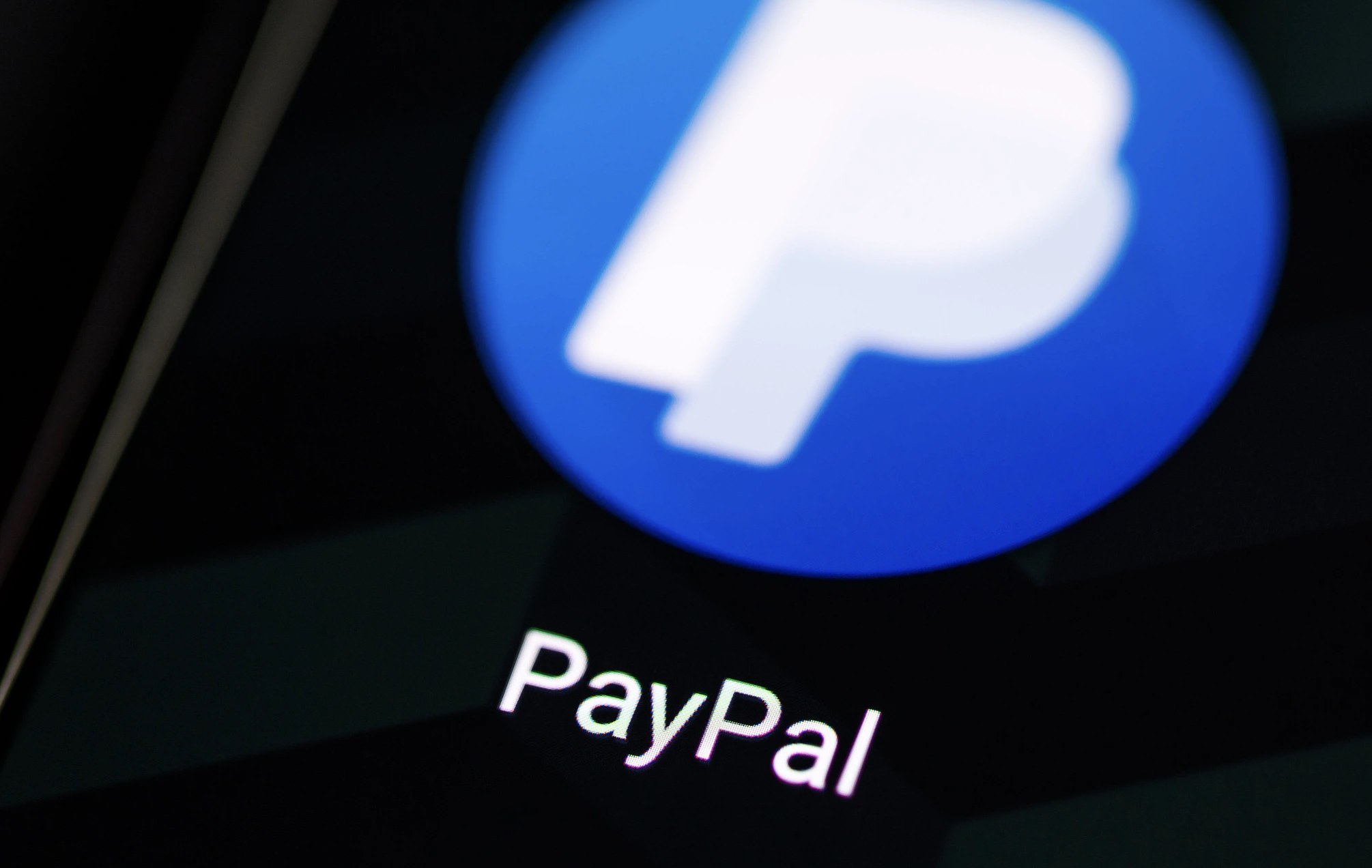 Hackers Kapen PayPal’s Systeem om Overtuigende Scam E-mails te Sturen